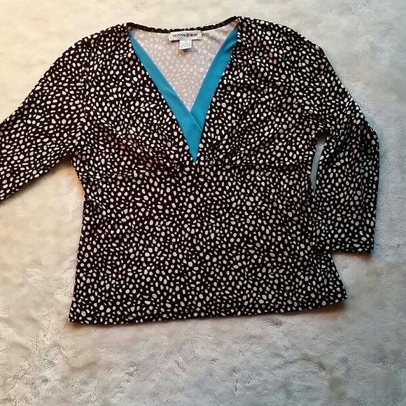 Donna Toran top - Picture 1 of 2