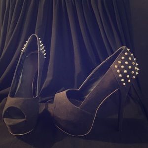 BRAND NEW peep toe black pumps with gold studs