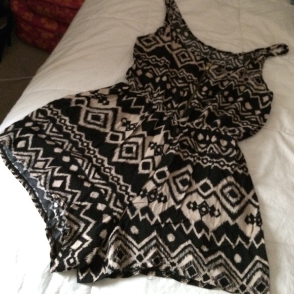 Romper - Picture 1 of 1