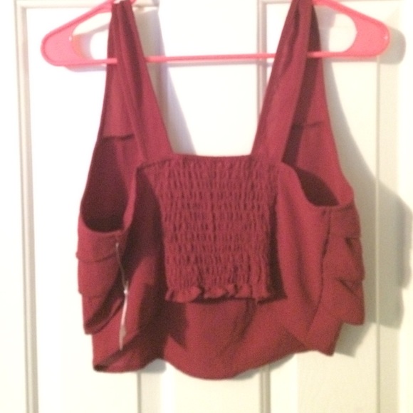 Burgundy crop top - Picture 2 of 2