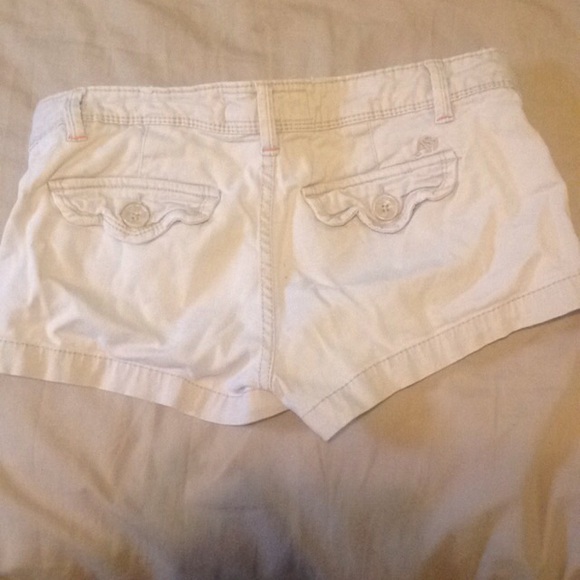 Khakis Aeropostale shorts - Picture 2 of 3