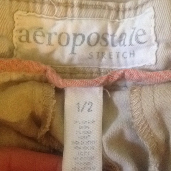 Khakis Aeropostale shorts - Picture 3 of 3