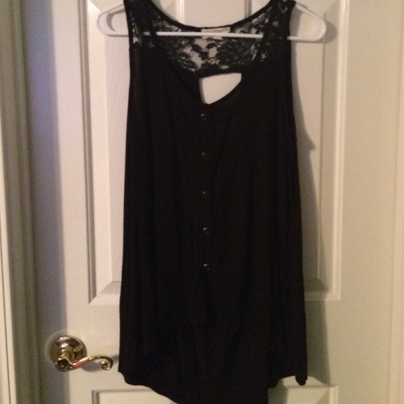 Black tank top - Picture 1 of 3