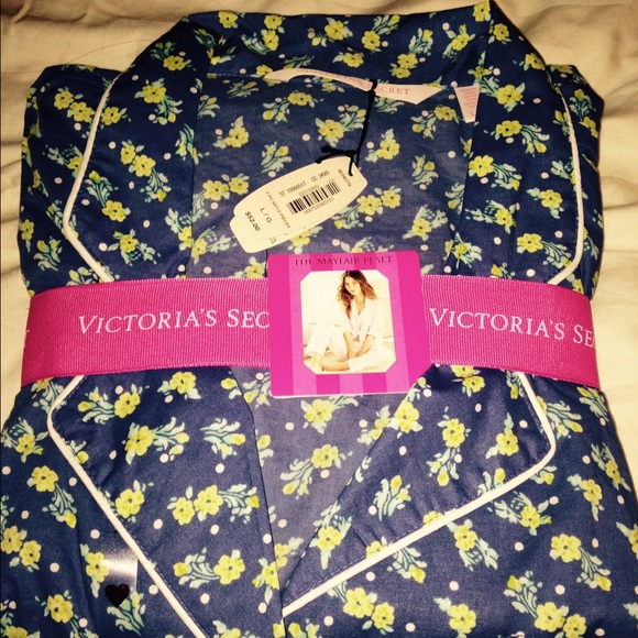 NWT pajama set