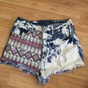 Hot Topic Lovesick High-Waisted short