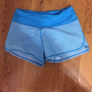 Size 4 lululemon shorts