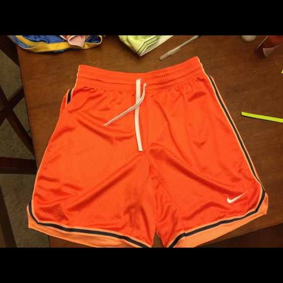 6 Nike athletic ladies shorts