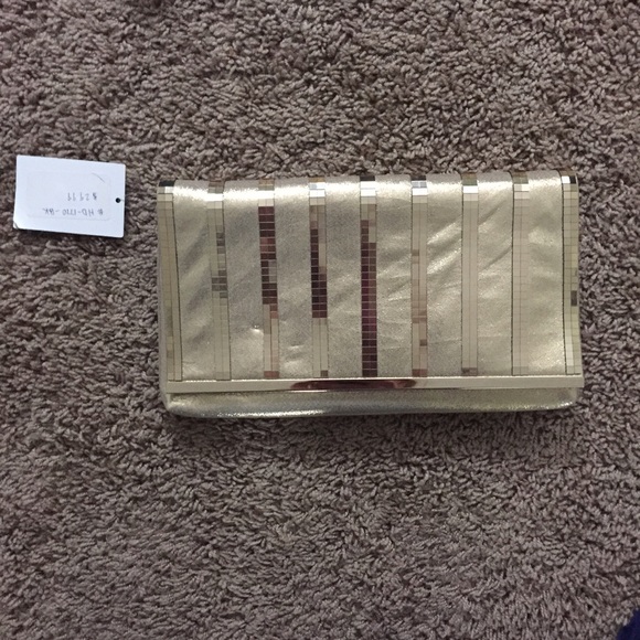 Gold clutch from posh love - Picture 1 of 2