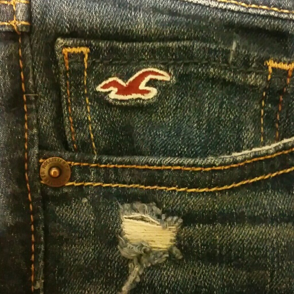 Hollister 28, 31 skinny