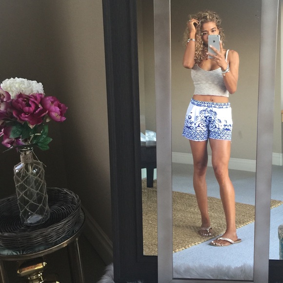 Porcelain Shorts  NWOT - Picture 2 of 3