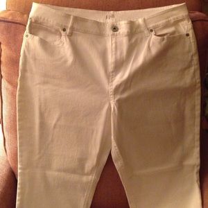 J.Jill size 14 Authentic Fit Slim Ankle, White