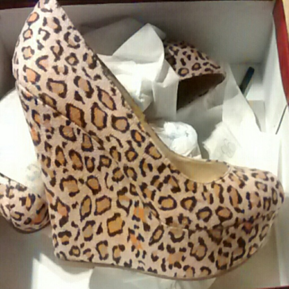 Wedges that will catch peoples eyes