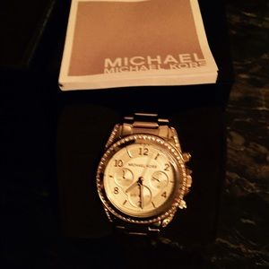 Brand new Michael Kors watch💯Authentic