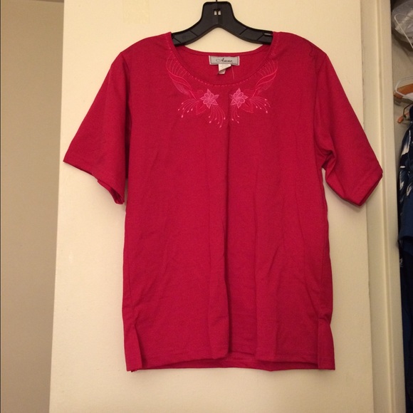 Super cute t shirt