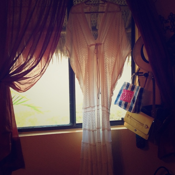 Free people beach cover up. Size small