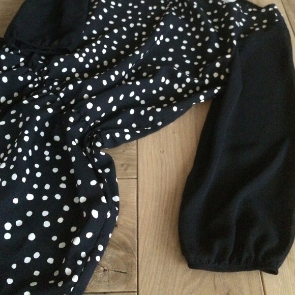 Romper - Picture 3 of 4