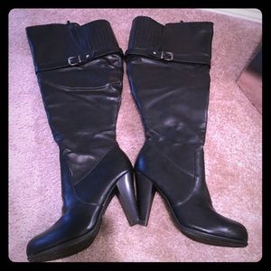 Sexxxy boots never worn