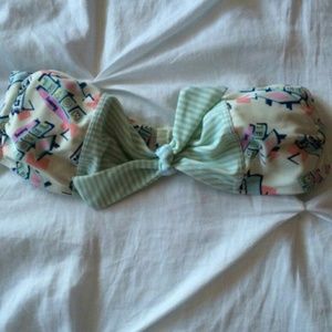 Adorable Forever 21 strapless bathing suit Top