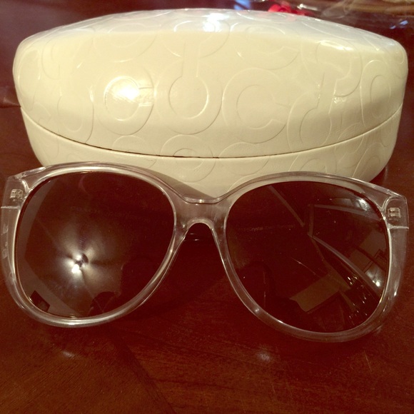 Coach Sunglasses - Picture 1 of 1