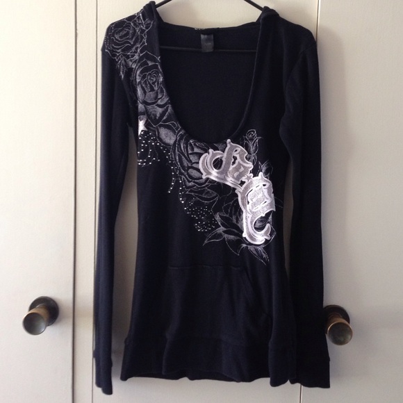 Black long sleeve sweater