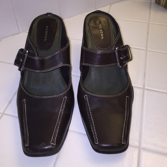 Brown Merona shoe size 9