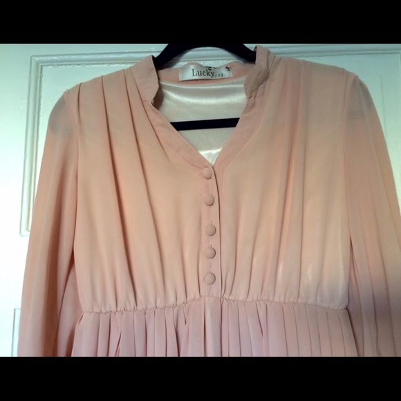 ❌DONATED❌Sheer powder pink blouse/tunic - Picture 2 of 4