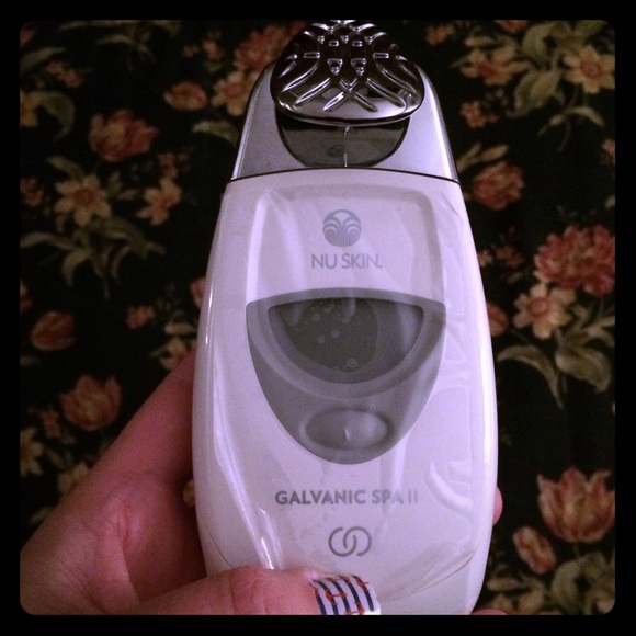 For @usbmusics--Nu Skin Galvanic Spa Kit