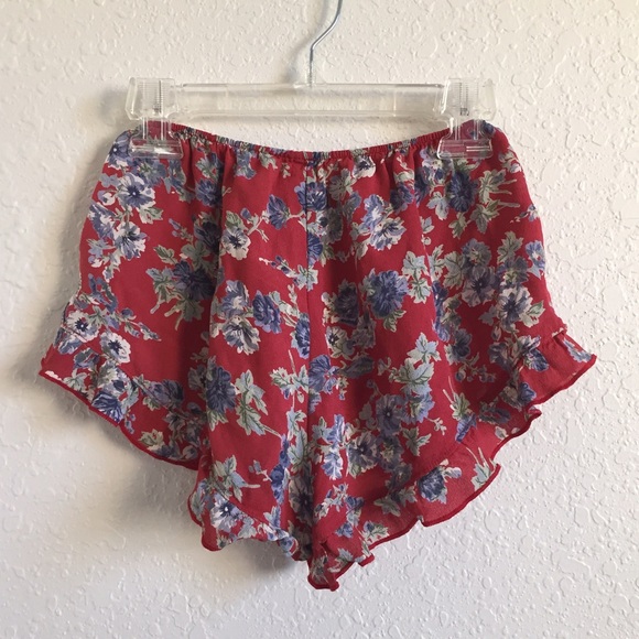 💌SOLD💌 Brandy Rare Rayon Red Floral Vodi Shorts - Picture 2 of 4