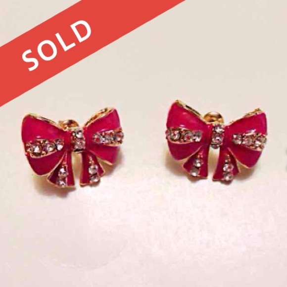 🎉Flashsale 🎉🎀Bow earrings 🎀 (last pair) - Picture 2 of 4