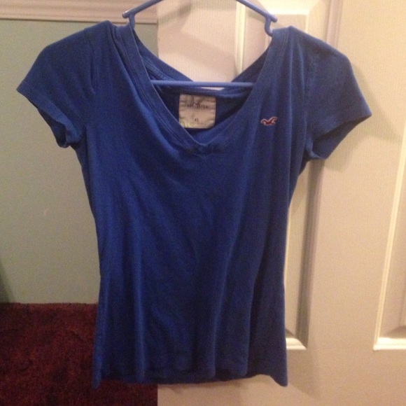 HOLLISTER V NECK