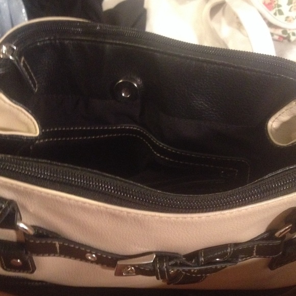 Croft & Barrow Purse - Picture 2 of 2