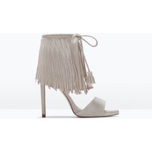 ⛔️ SOLD ⛔️ ZARA 2015 ECRU FRINGED STRAPPY HIGH