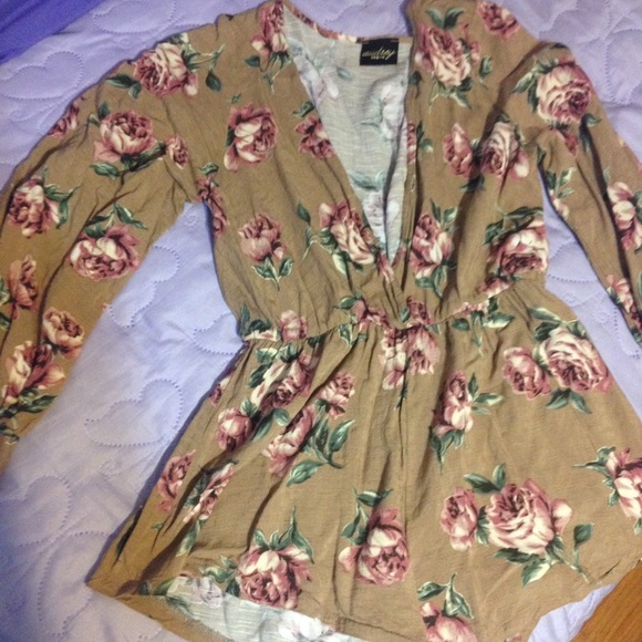 Audrey long sleeve romper