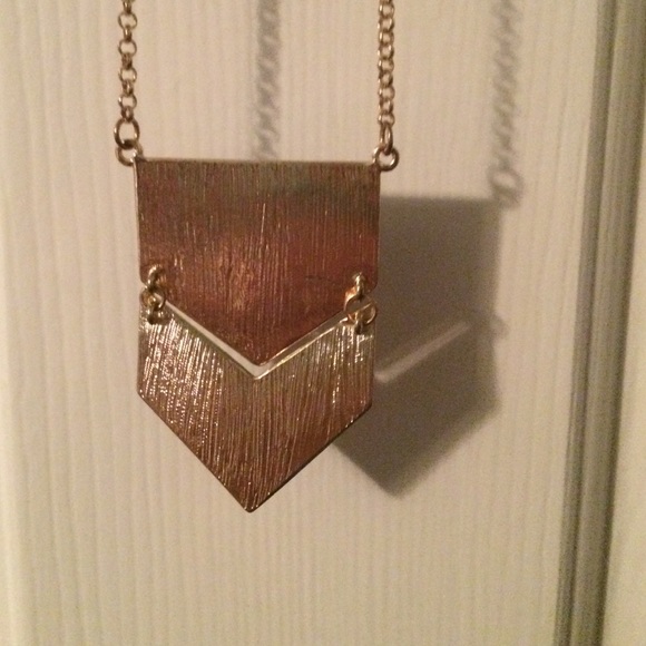 Gold necklace - Picture 3 of 3