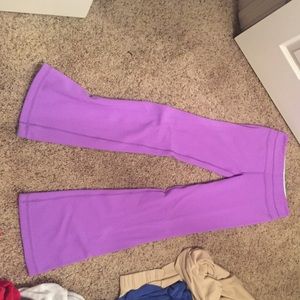 LULULEMON yoga pants