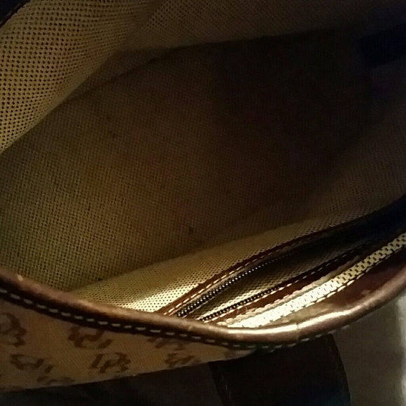 Purses - Picture 2 of 3