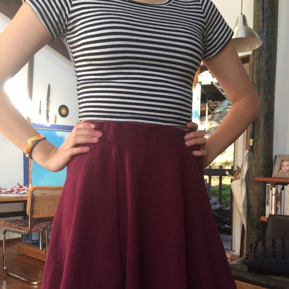 Outfit Bundle: Striped crop top and H&M skirt