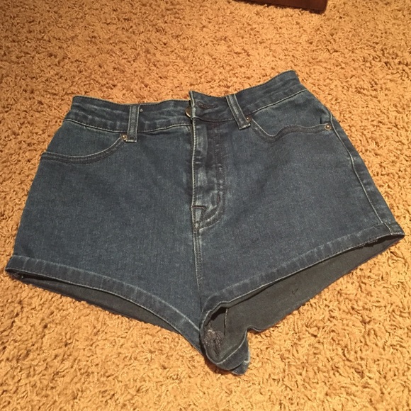 High waisted Jean shorts - Picture 1 of 4