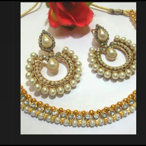 SOLD...Polki set