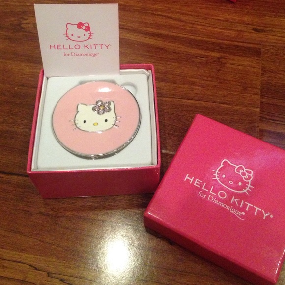 Hello Kitty for Diamonique Vanity Mirror