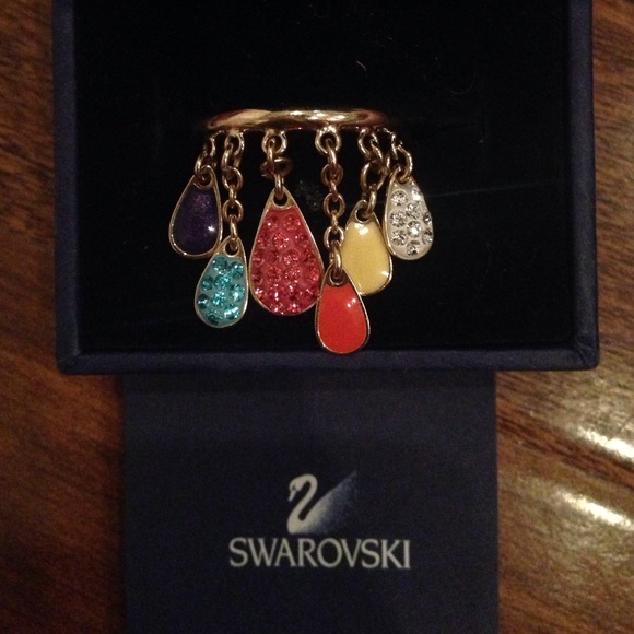 SWAROVSKI SWAN SIGNED LACQUER MULTI CRYSTAL RING