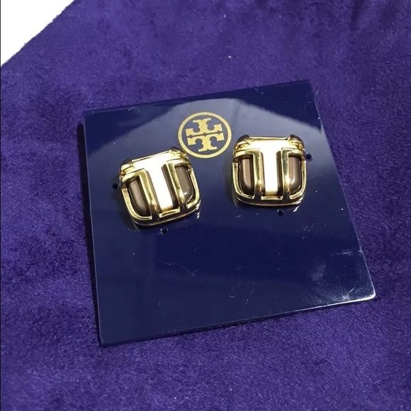 New with tags! Tory Burch Travis Stud Earring