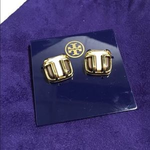 New with tags! Tory Burch Travis Stud Earring