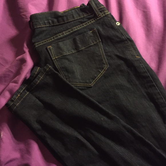 Jeans Collection - Picture 2 of 4