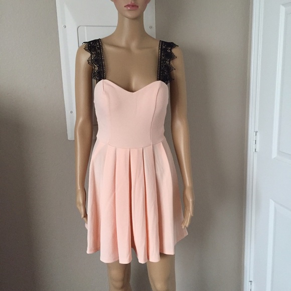 ⭐️5 star rated! WESTBRIAR peach &black dress - Picture 2 of 4