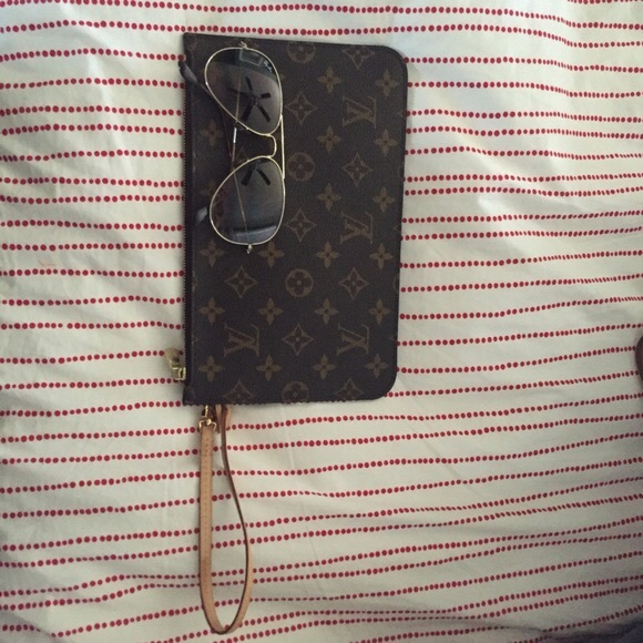 Louis Vuitton Wrislet