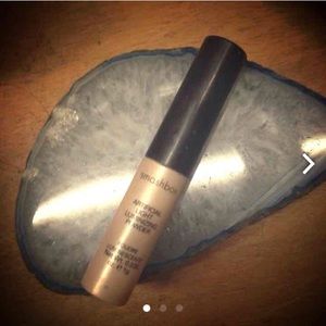 Smashbox Artificial Light Luminizing powder-tested