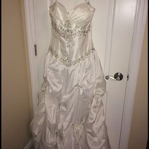 Halter corset wedding dress