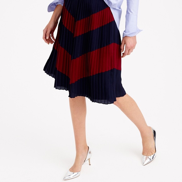 J. Crew Dresses & Skirts - J. Crew Chevron Pleated Skirt