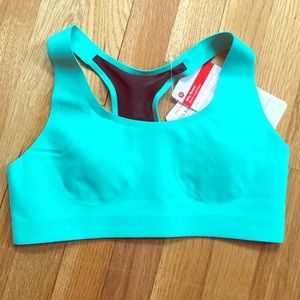 Lululemon size 34C Bitty Bracer Bra